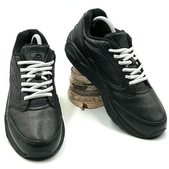 Brooks Addiction Women's Walking Sneakers - Picture 1 of 12